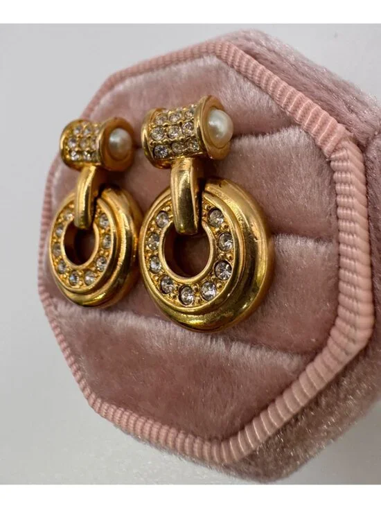 Swarovski Door Knocker Earrings Gold Tone Rhinestone Dangle Signed VTG Pierced - Picture 4 of 7